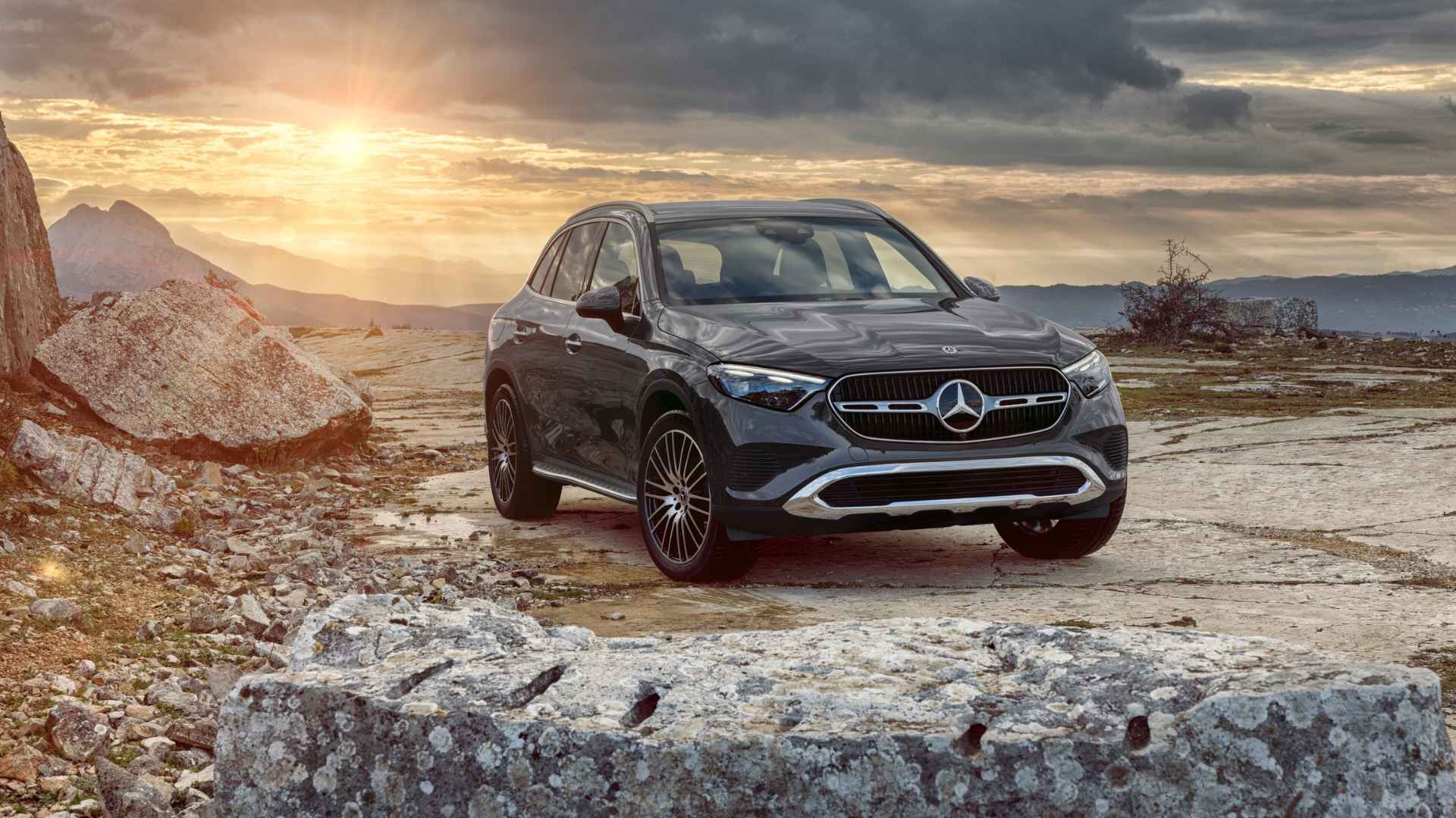 Mercedes GLC 300 Rental in Dubai