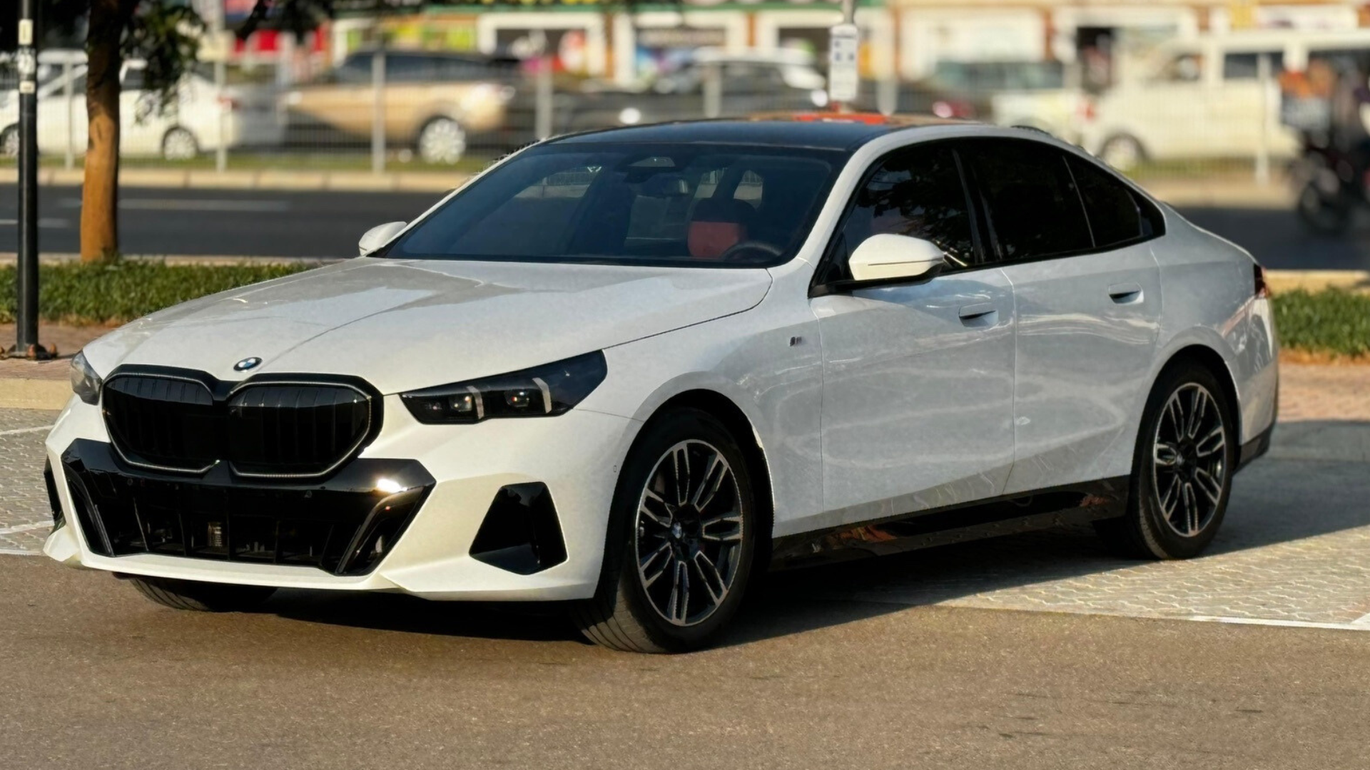 BMW 520i 2024 Rental in Dubai